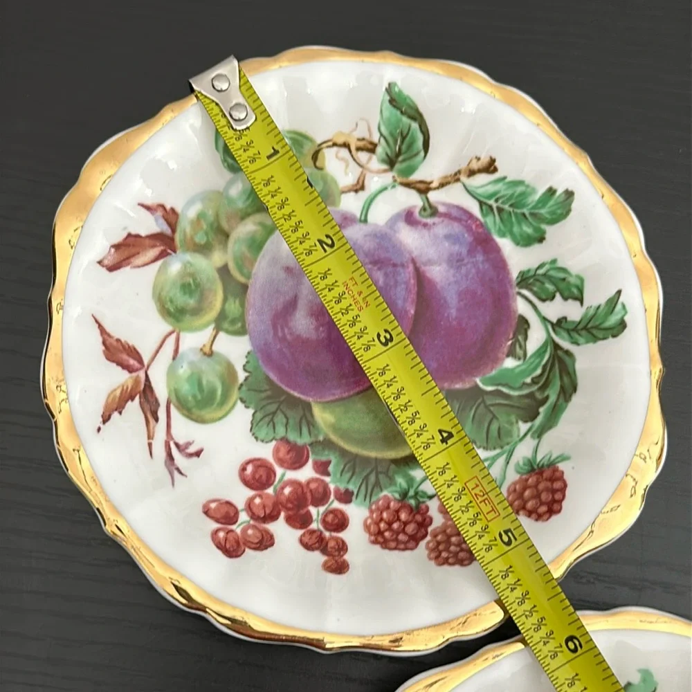 🌹 Regency Genuine Bone China 2 Vintage Berry Bowls